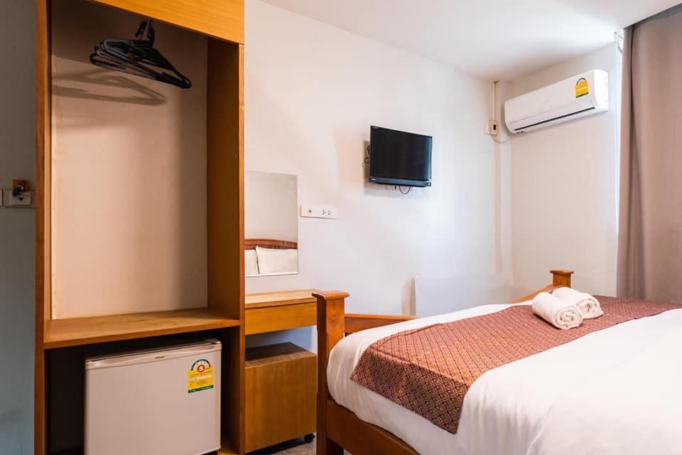 Go Inn Khaosan Road Bkk โกอินน์ ตรอกข้าวสาร Bangkok Kültér fotó